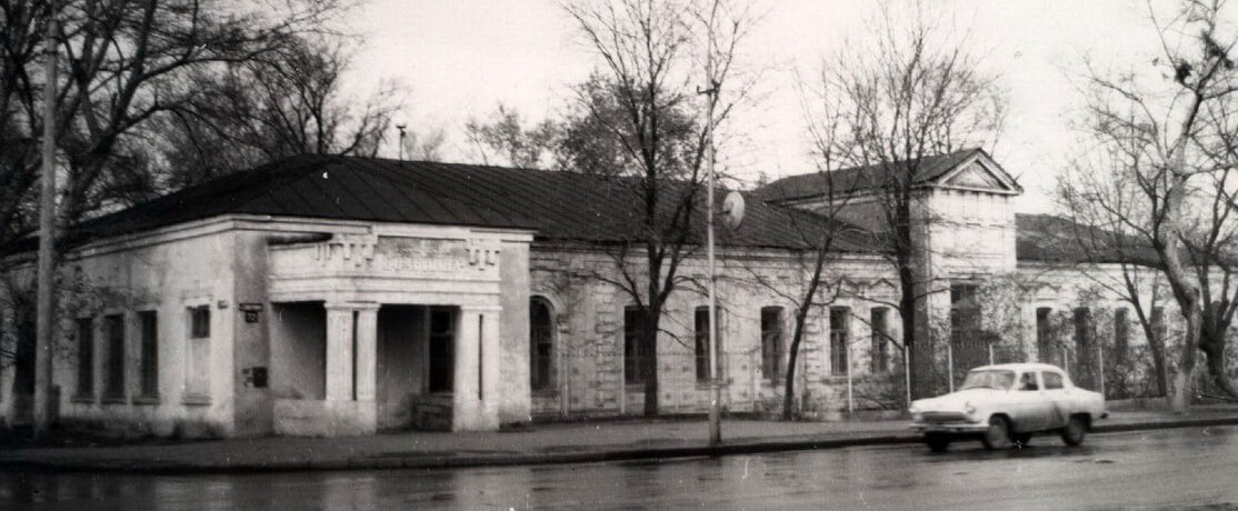 Уездная земская больница г. Липецка. Фото середины XX века